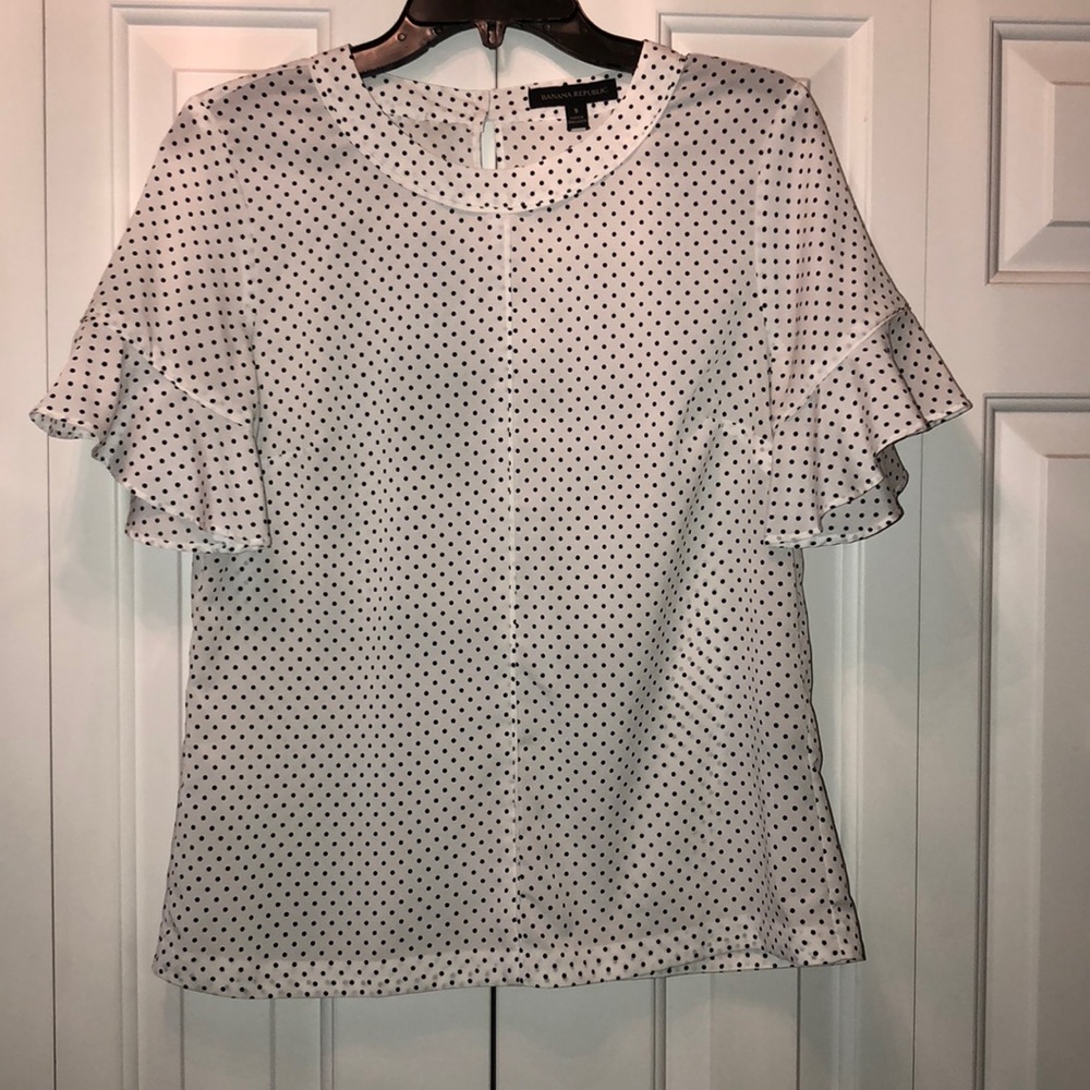 Banana Republic Short Sleeve Flutter Top
